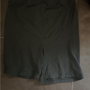SHEIN maternity biker shorts